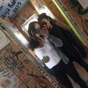 Meet your Posher, Lily